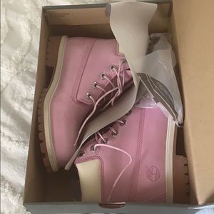 New Timberland Pink Boot- Women 8